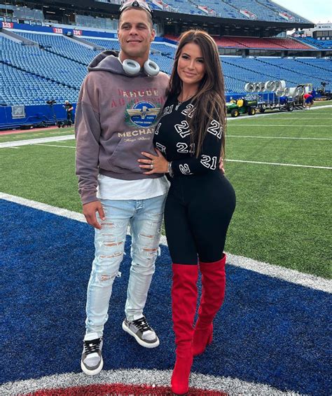 rachel bush pregnant|Rachel Bush’s biography: what is known about Jordan。